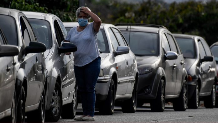 Sindicalista advirtió que la escasez de gasolina retornará en los próximos días