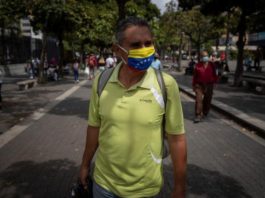Nicolás Maduro evalúa flexibilizar la cuarentena una semana y radicarla 14 días