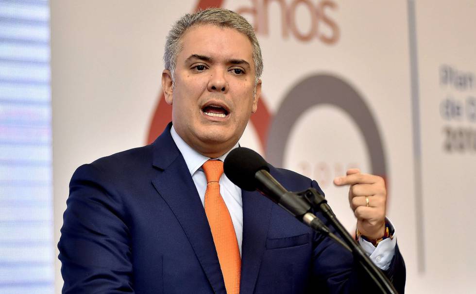 El Mundo: Iván Duque: "En Colombia hay políticos que quieren capitalizar el  caos y cabalgar el odio" - Descifrado